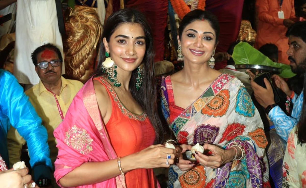 Ganesh Chaturthi 2023: Shilpa Shetty And Pooja Hegde Attend Aarti At Lalbaugcha Raja