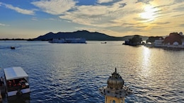 Udaipur: गर्मियों में और निखर आता है 'पूर्व का वेनिस', राजस्थान का इकलौता शहर जहां हर मौसम में आते हैं पर्टयक