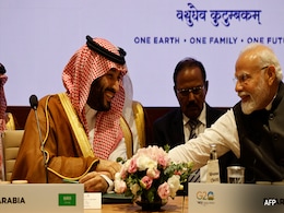 पीएम मोदी और सऊदी अरब के क्राउन प्रिंस के बीच द्विपक्षीय वार्ता, व्यापार, कनेक्टिविटी और सुरक्षा पर फोकस पीएम मोदी और सऊदी अरब के क्राउन प्रिंस के बीच द्विपक्षीय वार्ता, व्यापार, कनेक्टिविटी और सुरक्षा पर फोकस