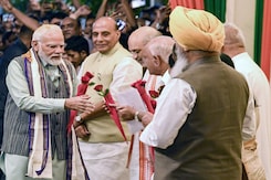 BJP ऑफिस में जी20 की सफलता का जश्न, PM का हुआ जोरदार स्वागत BJP ऑफिस में जी20 की सफलता का जश्न, PM का हुआ जोरदार स्वागत