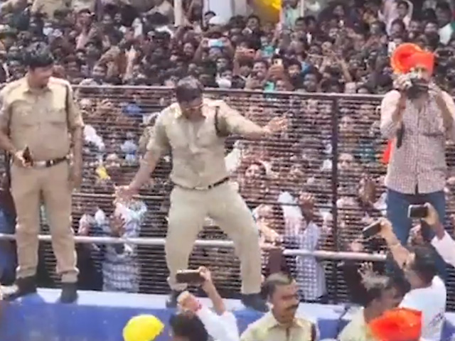 Video: Hyderabad Cops Join Dance During 'Ganesh Visarjan' Procession