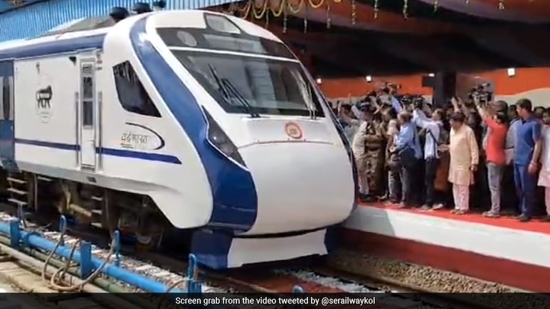 Family Of Three Run Over By Vande Bharat Express Train In Jharkhand's Pakur