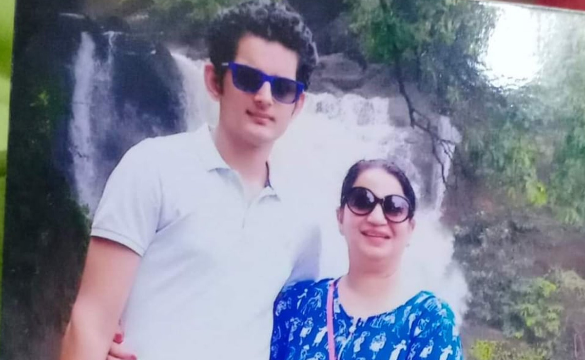 कोटा में मां-बेटे ने जहर खाकर की खुदकुशी, मल्टी स्टोरी बिल्डिंग में रहते थे दोनों, जांच जारी