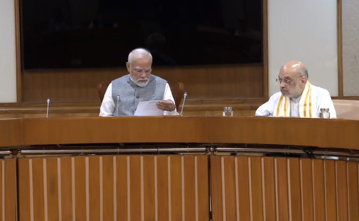 Cabinet Extends Free Grain Distribution To 81.35 Crore Poor For 5 Years