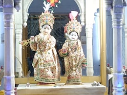 101 साल पुराना मंदिर, जहां जन्माष्टमी पर 100 करोड़ के आभूषणों से होता है राधा-कृष्ण का श्रृंगार