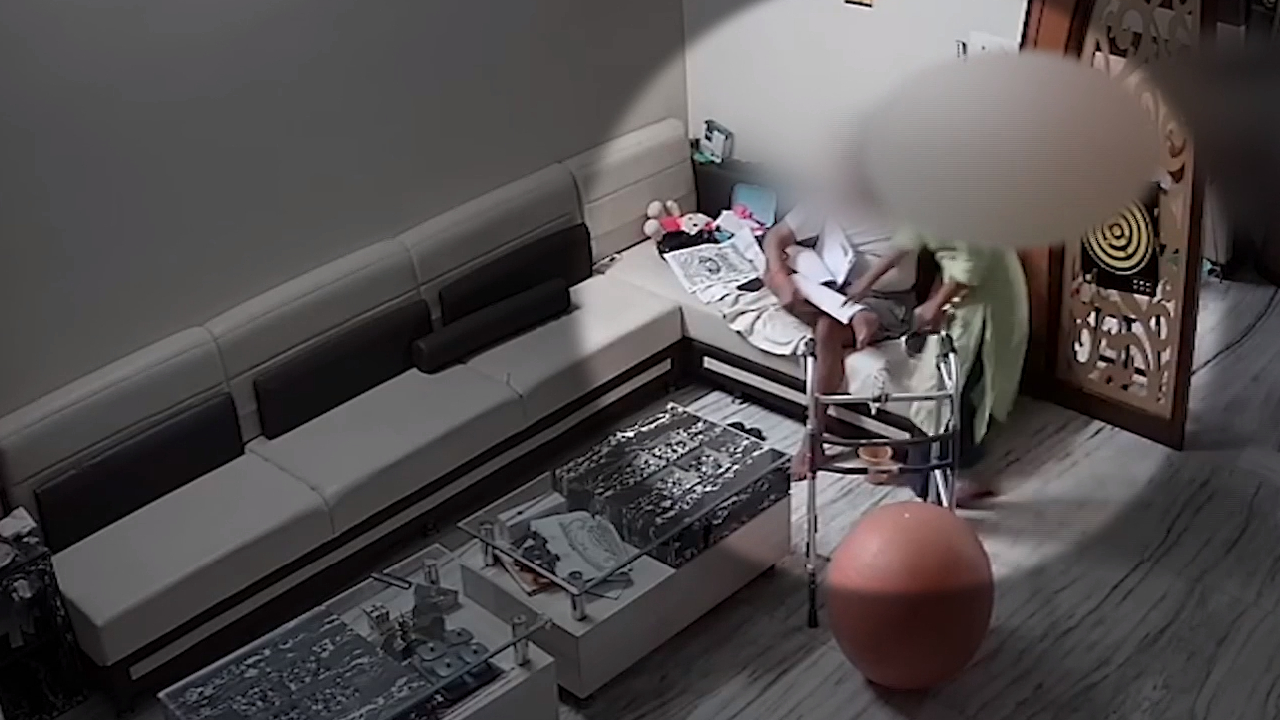 बहू ने ससुर को बेरहमी से पीटा, हुई मौत!। CCTV Video से हुआ खुलासा