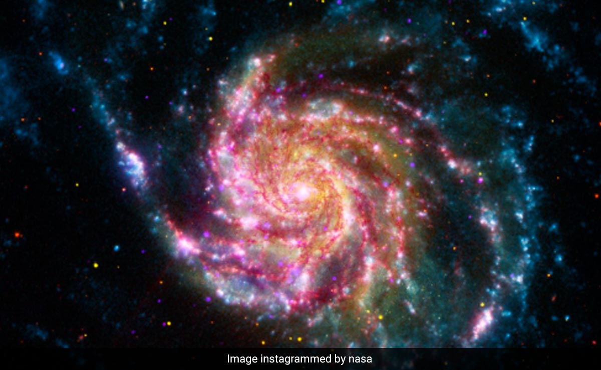 NASA Shares Dazzling Shot Of 'Pinwheel Galaxy', It's 70% Larger Than Our Milky Way