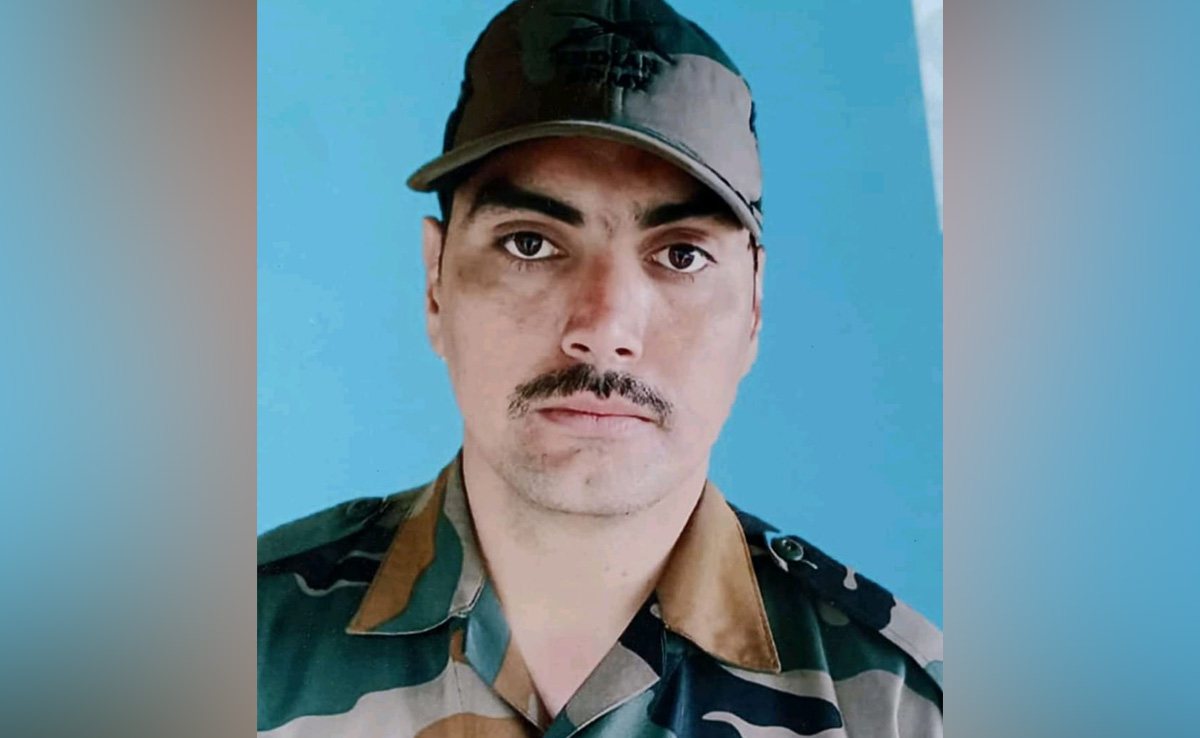 अनंतनाग में शहीद हुए चूरू के लाल का अंतिम संस्कार आज, निकलेगी तिरंगा यात्रा, CM ने दी श्रद्धांजलि