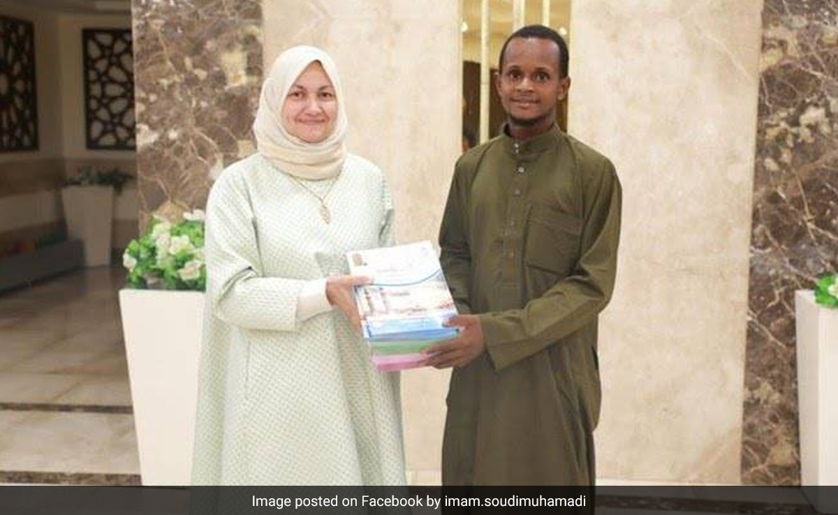 Student In Africa Cycles 4,000 Km To Study In Dream University