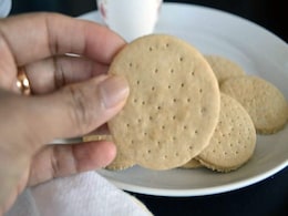 1 बिस्कुट की कीमत 1 लाख रुपये, आखिर मामला ऐसा हुआ कि सभी लोग हो रहे हैं हैरान 1 बिस्कुट की कीमत 1 लाख रुपये, आखिर मामला ऐसा हुआ कि सभी लोग हो रहे हैं हैरान