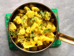 Busy Week? No Time To Cook? Don't Worry! 5 Aloo Curry Recipes To Your Rescue