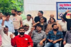 खत्म हुई veterinary doctor  की हड़ताल, इन मांगो को मानेगी सरकार खत्म हुई veterinary doctor  की हड़ताल, इन मांगो को मानेगी सरकार