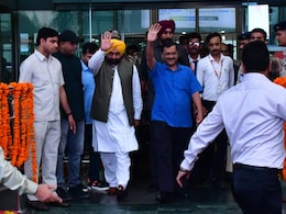 Parineeti Chopra-Raghav Chadha Wedding Live Updates: Arvind Kejriwal, Bhagwant Mann Wave To Cameras At Airport Parineeti Chopra-Raghav Chadha Wedding Live Updates: Arvind Kejriwal, Bhagwant Mann Wave To Cameras At Airport