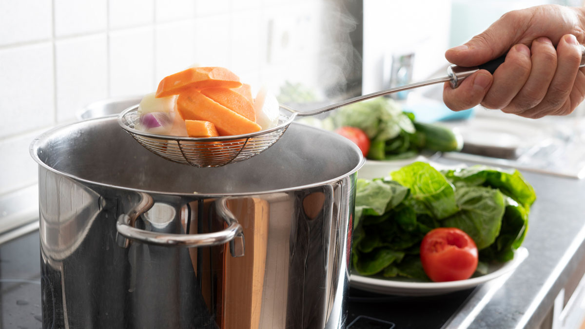 Steaming Food: 5 Surprising Health Benefits You Need to Know