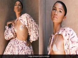 Zendaya's Version Of A Birthday Suit Involved A Flouncy Printed Co-Ord Set And A Tiny Silver Bralette Zendaya's Version Of A Birthday Suit Involved A Flouncy Printed Co-Ord Set And A Tiny Silver Bralette