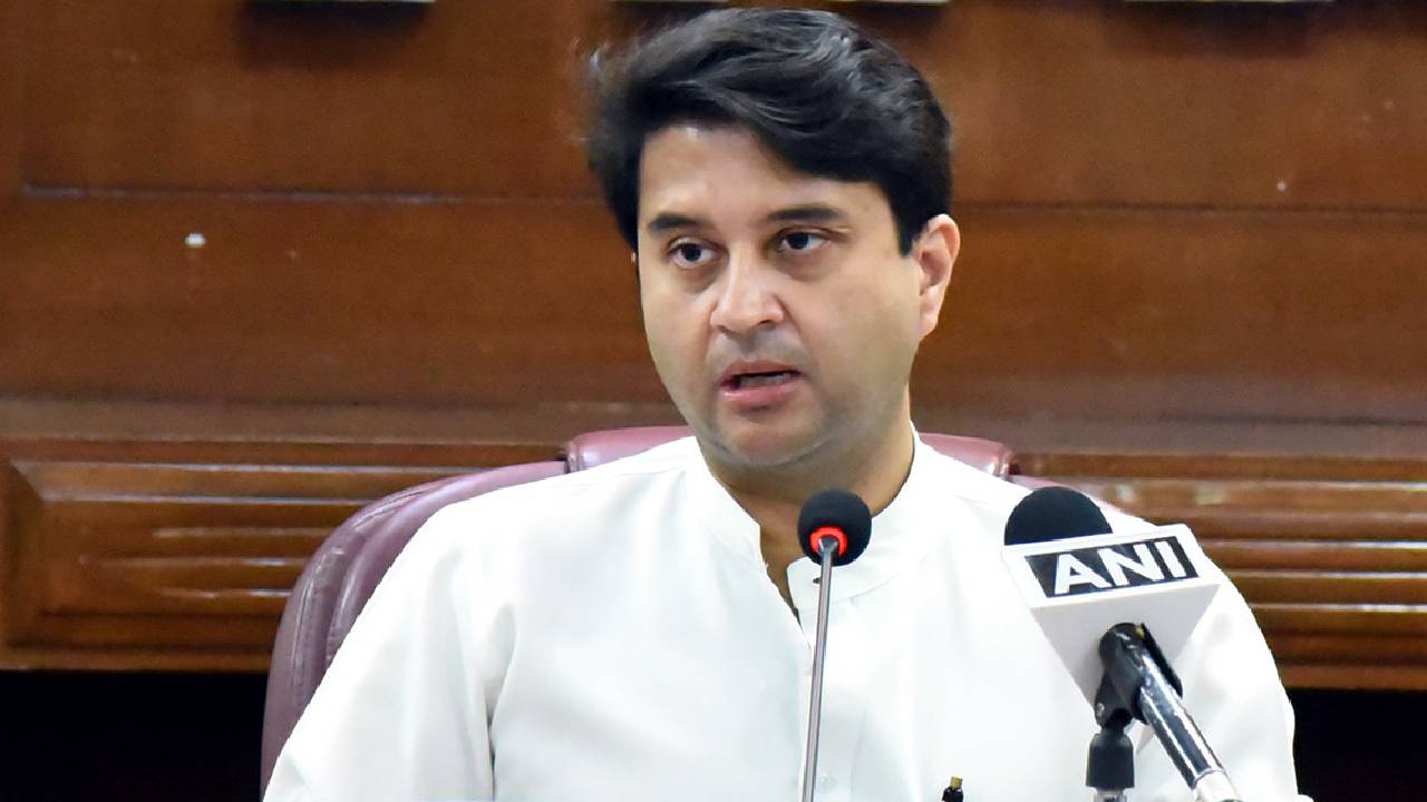 तो क्या ज्योतिरादित्य सिंधिया भी लड़ेंगे विधानसभा का चुनाव ?