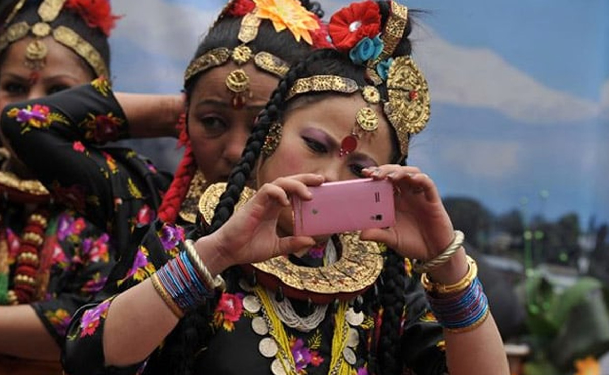 à¤à¤à¤à¥ à¤à¥à¤°à¤¾à¤à¤° हà¥à¤¤à¤¾ हॠपà¥à¤¯à¤¾à¤° à¤à¤¾ à¤à¤à¤¹à¤¾à¤°... माड़िया à¤à¤¨à¤à¤¾à¤¤à¤¿ à¤à¥ 'à¤à¥à¤à¥à¤²' पà¥à¤°à¤¥à¤¾, शादॠà¤à¤¾ à¤
नà¥à¤à¤¾ तरà¥à¤à¤¾