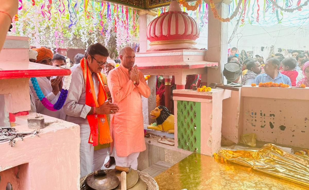 सांगलिया धूणी पहुंचे भाजपा अध्यक्ष CP जोशी, खिंवादास जी महाराज से मांगी BJP सरकार की मन्नत