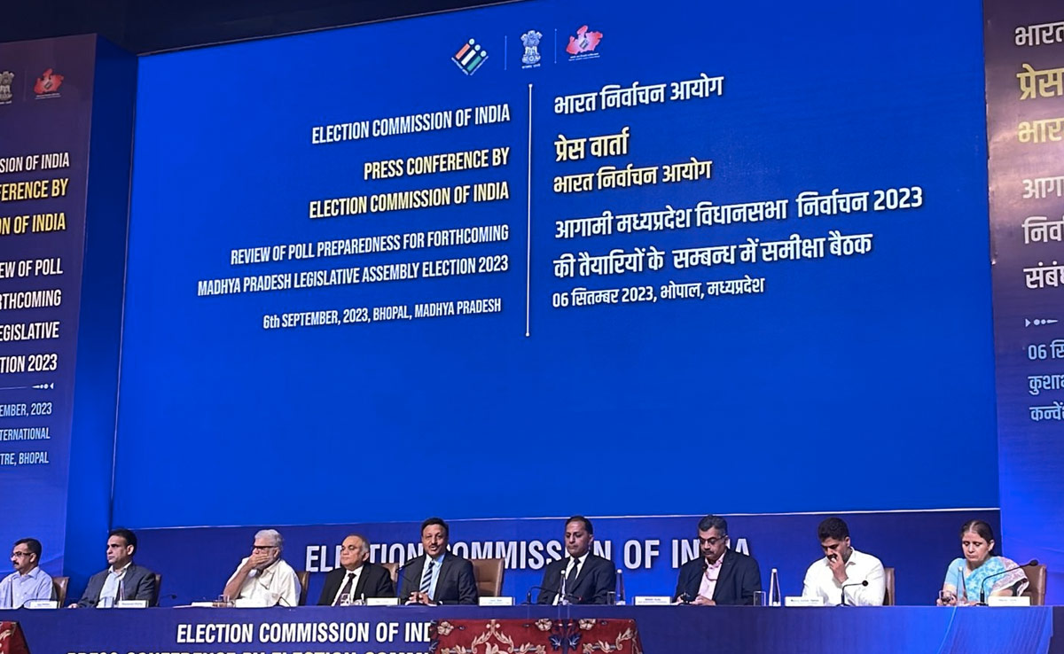 MP Elections: पार्टियों को देना होगा क्रिमिनल कैंडिडेट चुनने का जवाब, EC ने तैयार किया चुनाव का ब्लूप्रिंट