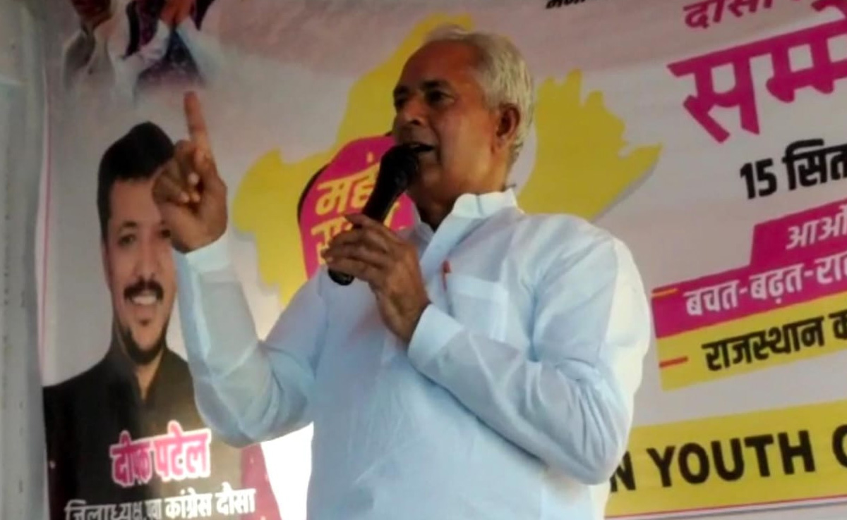 गहलोत सरकार की योजनाओं से बीजेपी को तकलीफ, राजस्थान से ज्यादा MP में पेट्रोल पर वैटः परसादी लाल मीणा