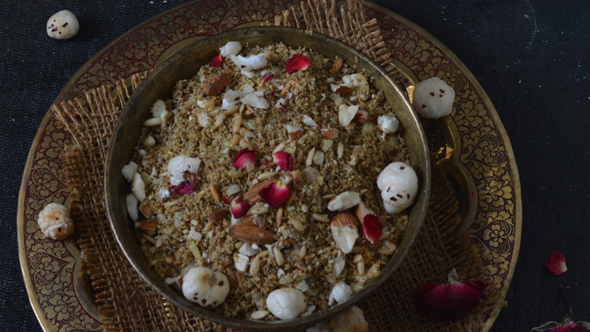 Krishna Janmashtami 2023: How to Make Dhaniya Panjiri for Janmashtami: 9 Expert Tips
