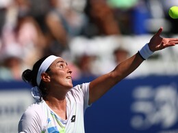 Top-Seeded Jabeur Sent Packing In San Diego, Garcia Advances Top-Seeded Jabeur Sent Packing In San Diego, Garcia Advances