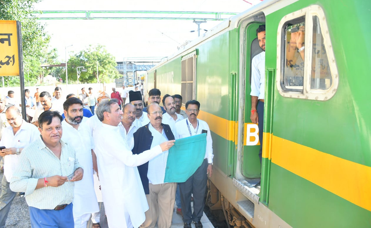 Ajmer: स्पेशल ट्रेन से असम के लिए रवाना हुए 180 तीर्थ यात्री, कामाख्या देवी का करेंगे दर्शन