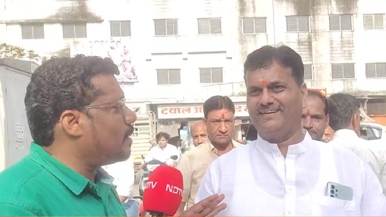 Pubic Opinion: Indore में लोगों ने क्यों कहा, लुभावने हैं सरकार के वादे?