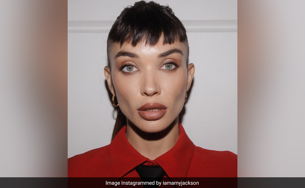 Amy Jackson Reacts To Being Trolled, Compared To Cillian Murphy For This Pic