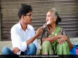 फर्राटेदार इंग्लिश बोलती है सड़क पर भीख मांगने वाली ये बुजुर्ग महिला, शख्स ने की बात, तो पता चली दिलचस्प कहानी फर्राटेदार इंग्लिश बोलती है सड़क पर भीख मांगने वाली ये बुजुर्ग महिला, शख्स ने की बात, तो पता चली दिलचस्प कहानी