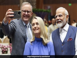 PHOTOS: दुनिया के दिग्गजों के साथ हंसी, मजाक और सेल्फी, PM मोदी ने साझा की G20 की कुछ चुनिंदा तस्वीरें PHOTOS: दुनिया के दिग्गजों के साथ हंसी, मजाक और सेल्फी, PM मोदी ने साझा की G20 की कुछ चुनिंदा तस्वीरें