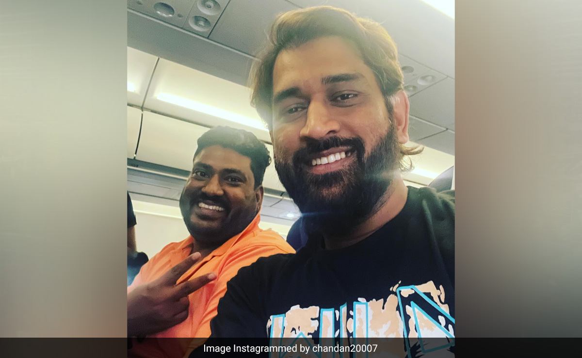 "2 Hours Of Fascinating Conversation": Man Shares "Unforgettable" Experience Of Meeting MS Dhoni On Flight