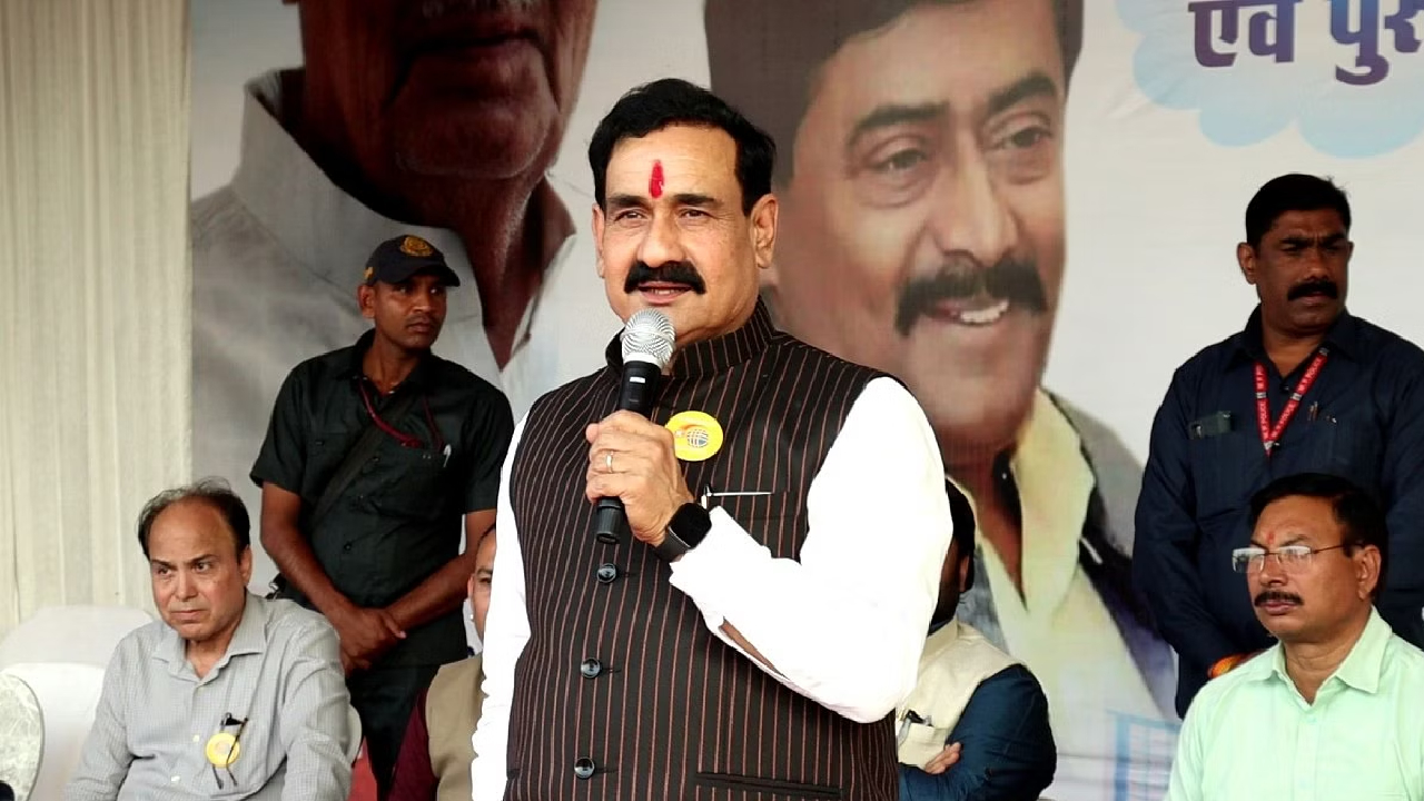 नरोत्तम मिश्रा के 'पेड न्यूज' मामले पर अक्टूबर में SC में सुनवाई