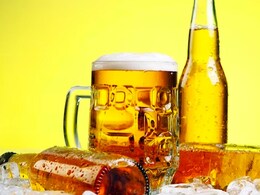 Forgot To Keep Your Beer In The Fridge? This Trick Will Chill It Instantly