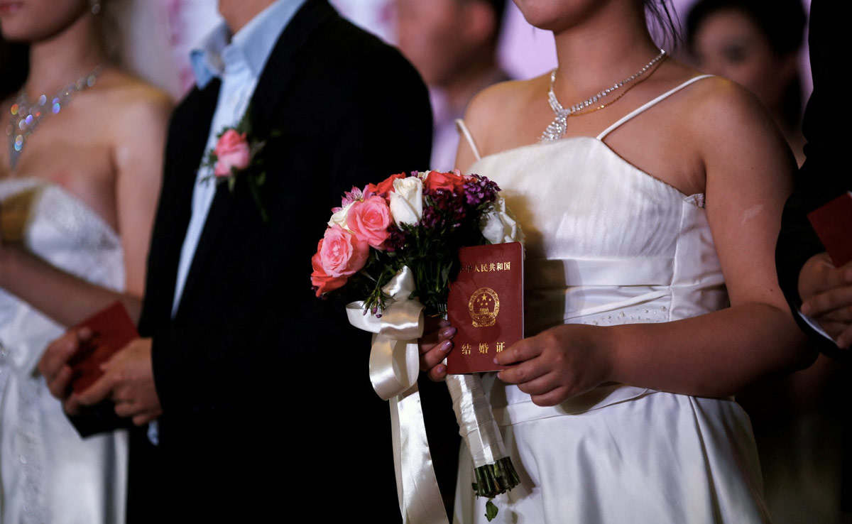 Why China's "Good For Marriage" Fashion Trend Is Facing Flak From Women
