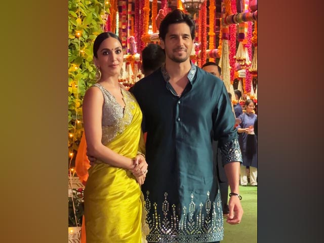 Celeb Festive Style, As Seen On Kiara And Sidharth