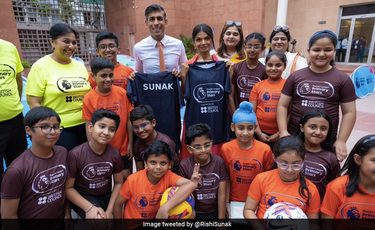 "World Leaders Of Tomorrow": Rishi Sunak Meets Children In Delhi