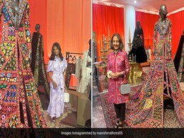 Inside The G20 Spouses' Events: Designer Manish Malhotra Dazzled With A Celebration Of Indian Craftsmanship Inside The G20 Spouses' Events: Designer Manish Malhotra Dazzled With A Celebration Of Indian Craftsmanship