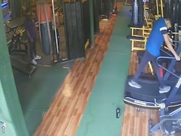 Man Dies Of Heart Attack While Running On Treadmill At Ghaziabad Gym Man Dies Of Heart Attack While Running On Treadmill At Ghaziabad Gym