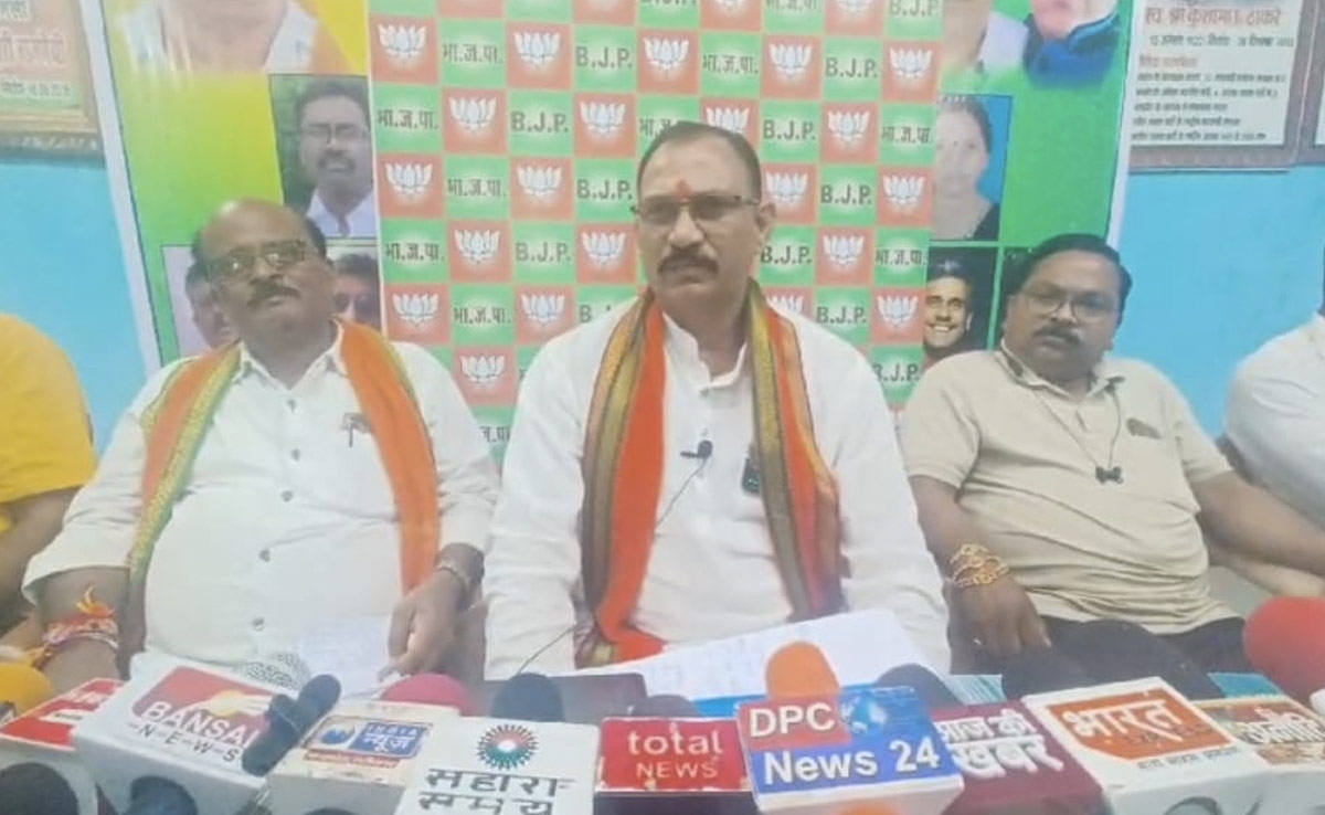 चिरमिरी : 3 महीने बाद मिला आदिवासी मृतक को न्याय, कांग्रेस विधायक के भाई पर हुआ केस दर्ज