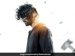 इस सुपरस्टार ने कभी किया था टिकट काउंटर पर काम, खाई थी कसम कि 25 साल में नहीं हुआ हिट तो छोड़ दूंगा एक्टिंग, बेच दी फिल्मफेयर की ट्रॉफी इस सुपरस्टार ने कभी किया था टिकट काउंटर पर काम, खाई थी कसम कि 25 साल में नहीं हुआ हिट तो छोड़ दूंगा एक्टिंग, बेच दी फिल्मफेयर की ट्रॉफी