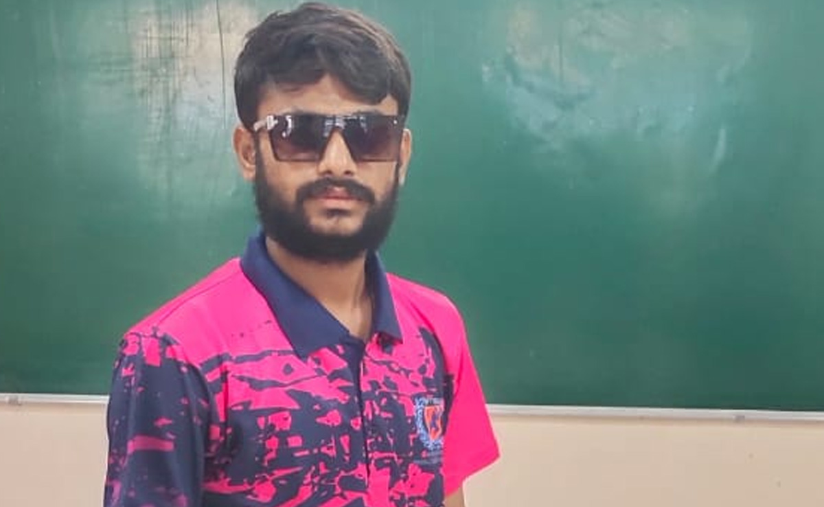 टेनिस बॉल नेशनल क्रिकेट टीम में सतना के अनुज का चयन, बोले- भारत के लिए जीतना चाहता हूं गोल्ड