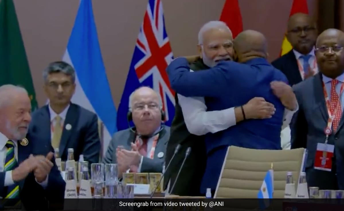 अफ़्रीकन यूनियन जी20 में स्थायी सदस्य के रूप में शामिल, PM मोदी ने गले लगाकर किया स्वागत
