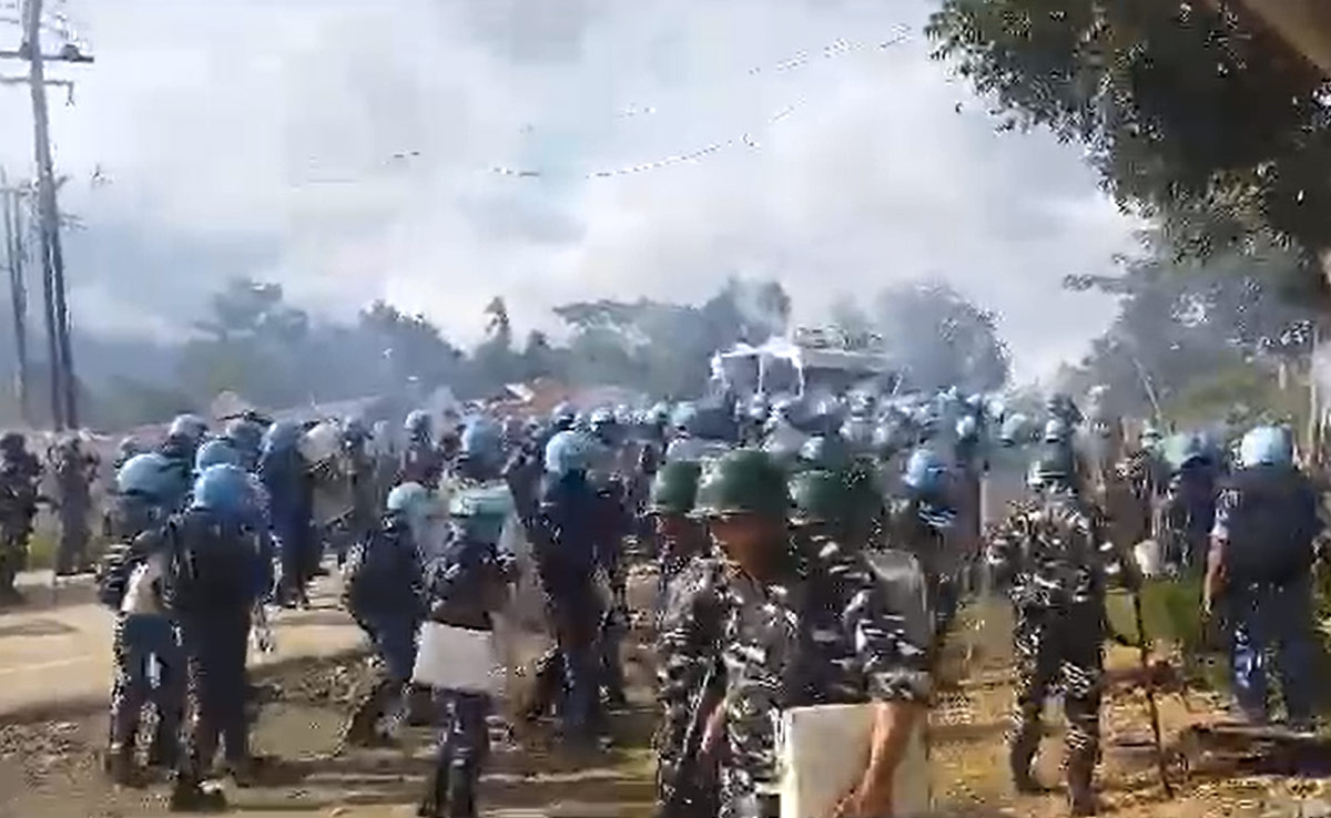 Manipur Protesters Defy Curfew, Several Injured In Rubber Bullet Firing