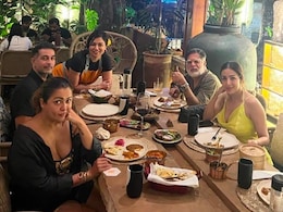 Inside Malaika Arora's Special Family Dinner In Goa