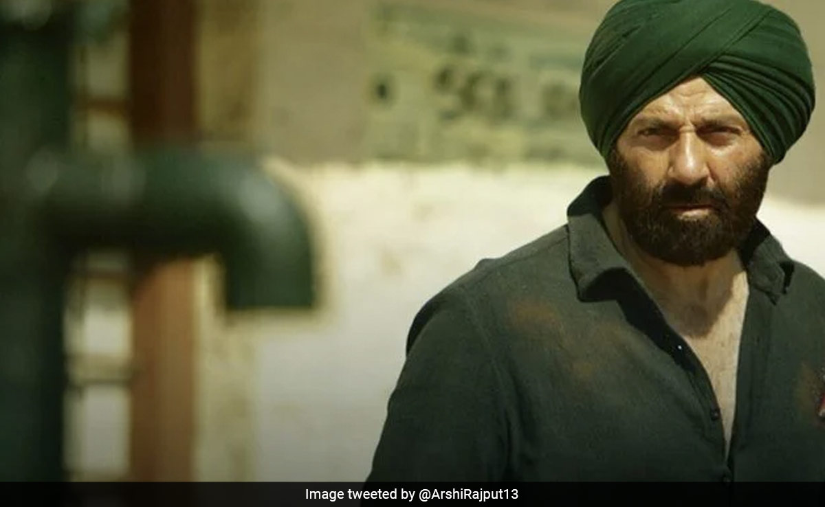 <i>Gadar 2</i> Box Office Collection Day 22: Sunny Deol's Film "Inches Closer To Rs 500 Crore" Club