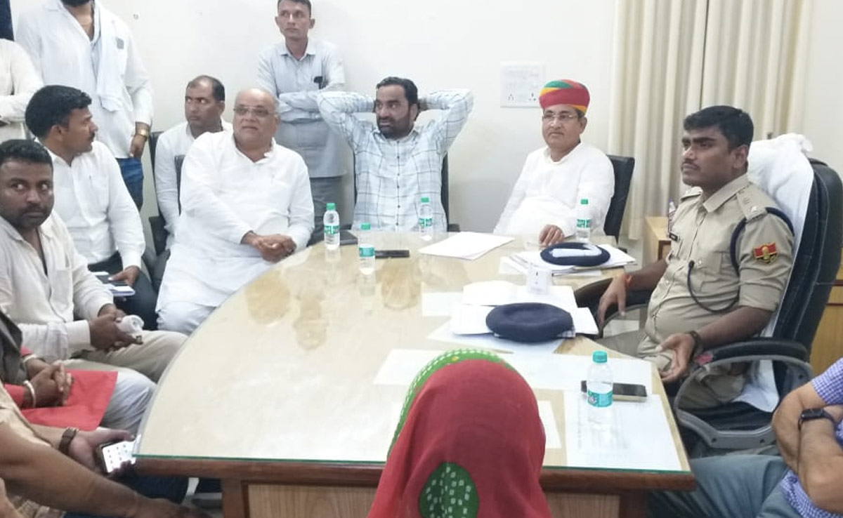 15 लाख मुआवजा, सरकारी नौकरी और SIT से जांच... कुचामन दलित हत्या केस में छठे दिन समझौता, धरना समाप्त