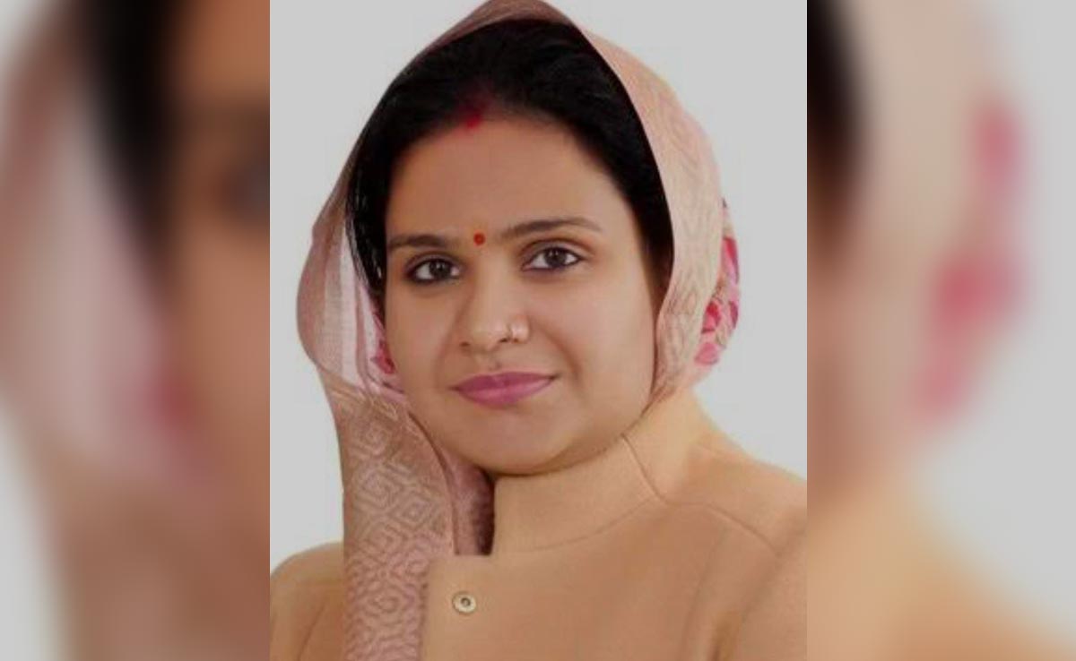 जयपुर की मेयर मुनेश गुर्जर को राजस्थान हाई कोर्ट से बड़ी राहत, निलंबन का आदेश किया रद्द जयपुर की मेयर मुनेश गुर्जर को राजस्थान हाई कोर्ट से बड़ी राहत, निलंबन का आदेश किया रद्द