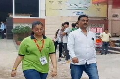 कोटा में अभिनेता-कवि शैलेश लोढ़ा ने बढ़ाया छात्रों का हौसला कोटा में अभिनेता-कवि शैलेश लोढ़ा ने बढ़ाया छात्रों का हौसला