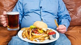 Banish The Bloat: 5 Tips To Enjoy Alcohol Guilt-Free And Prevent Bloating After